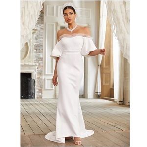 Off Shoulder Contrast Mesh Wedding Gown